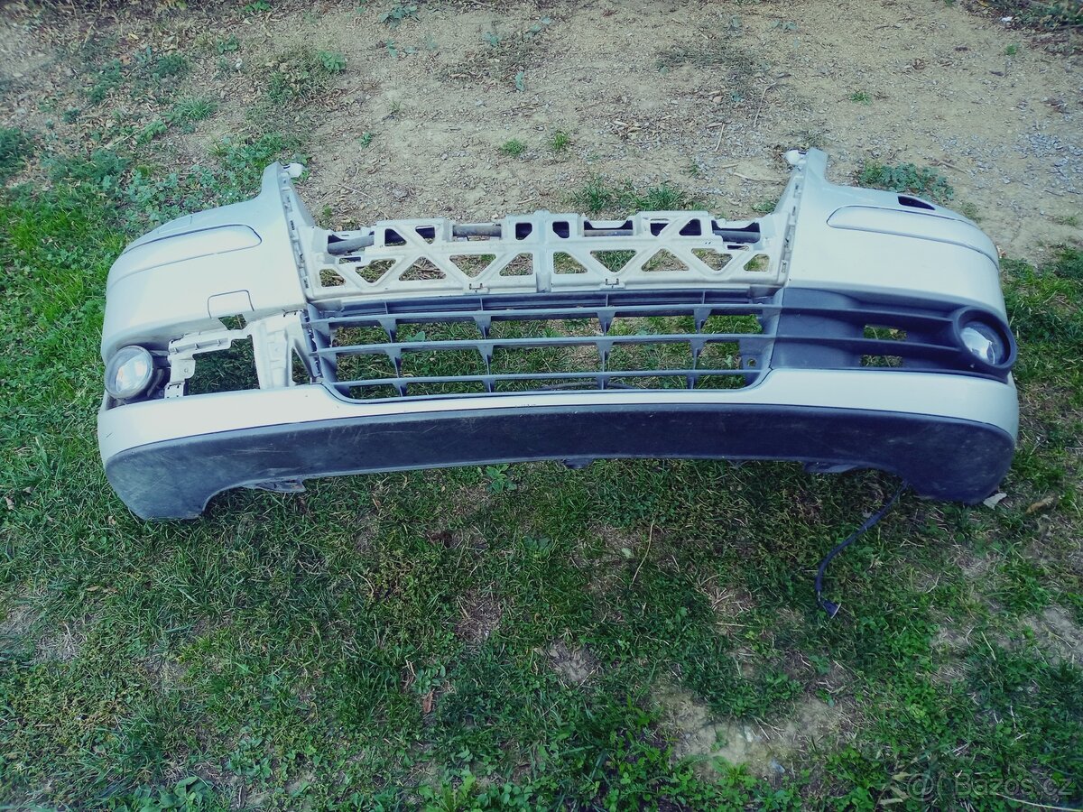 Přední nárazník vw Touran - 2