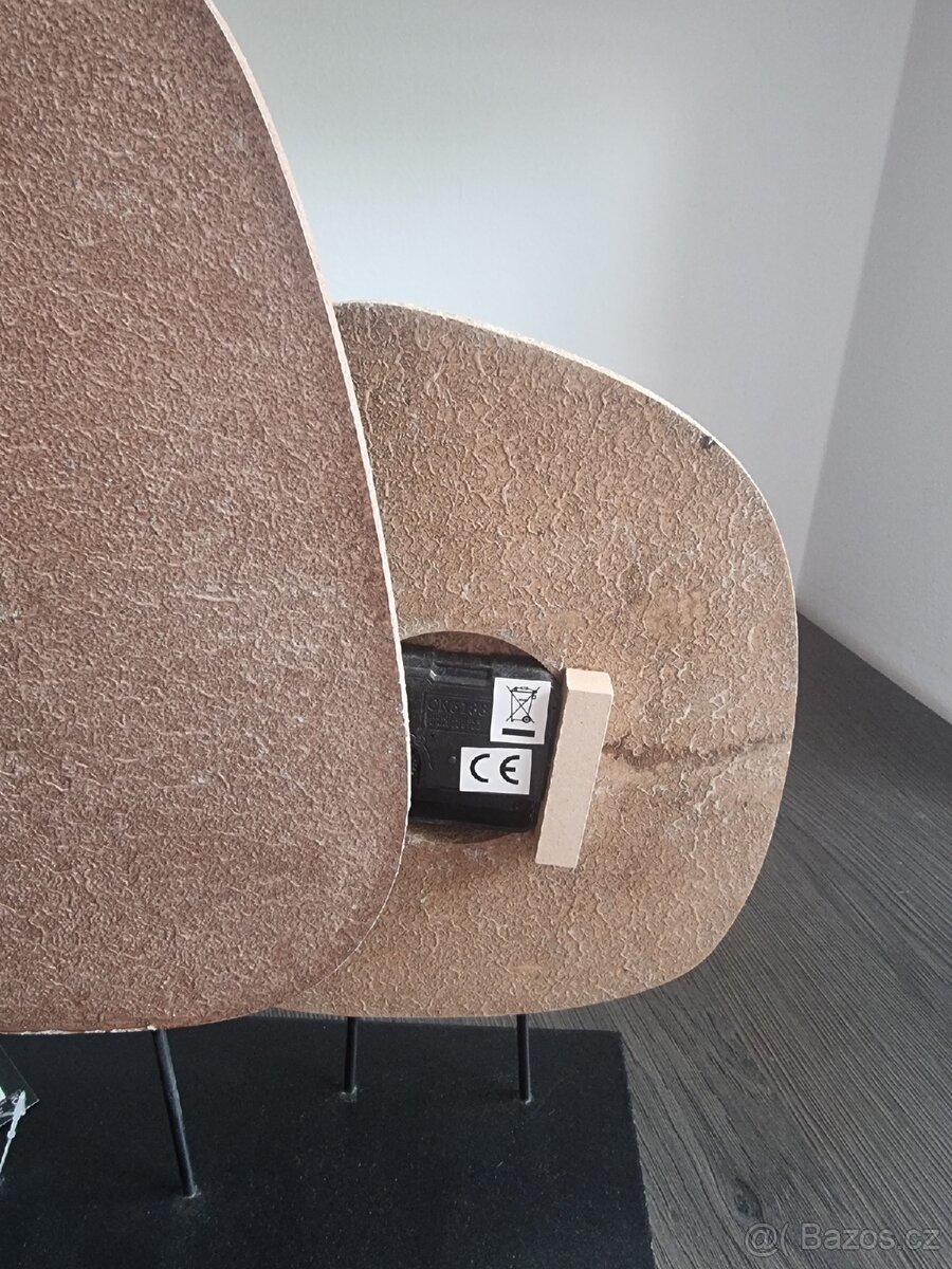 Krásné nové dekorativní hodiny na baterie Xxxlutz - 2