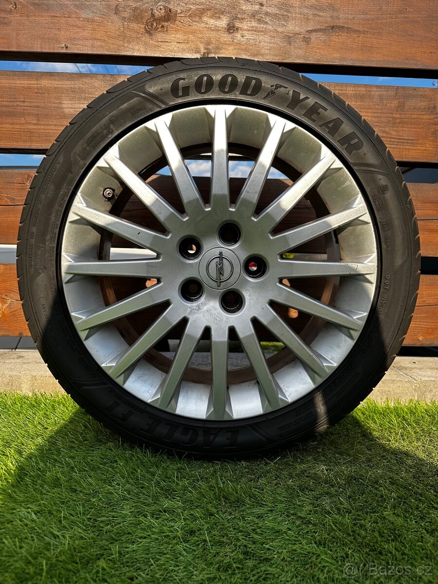 Alu kola 5x110 r17 s letním pneu (Astra) - 2