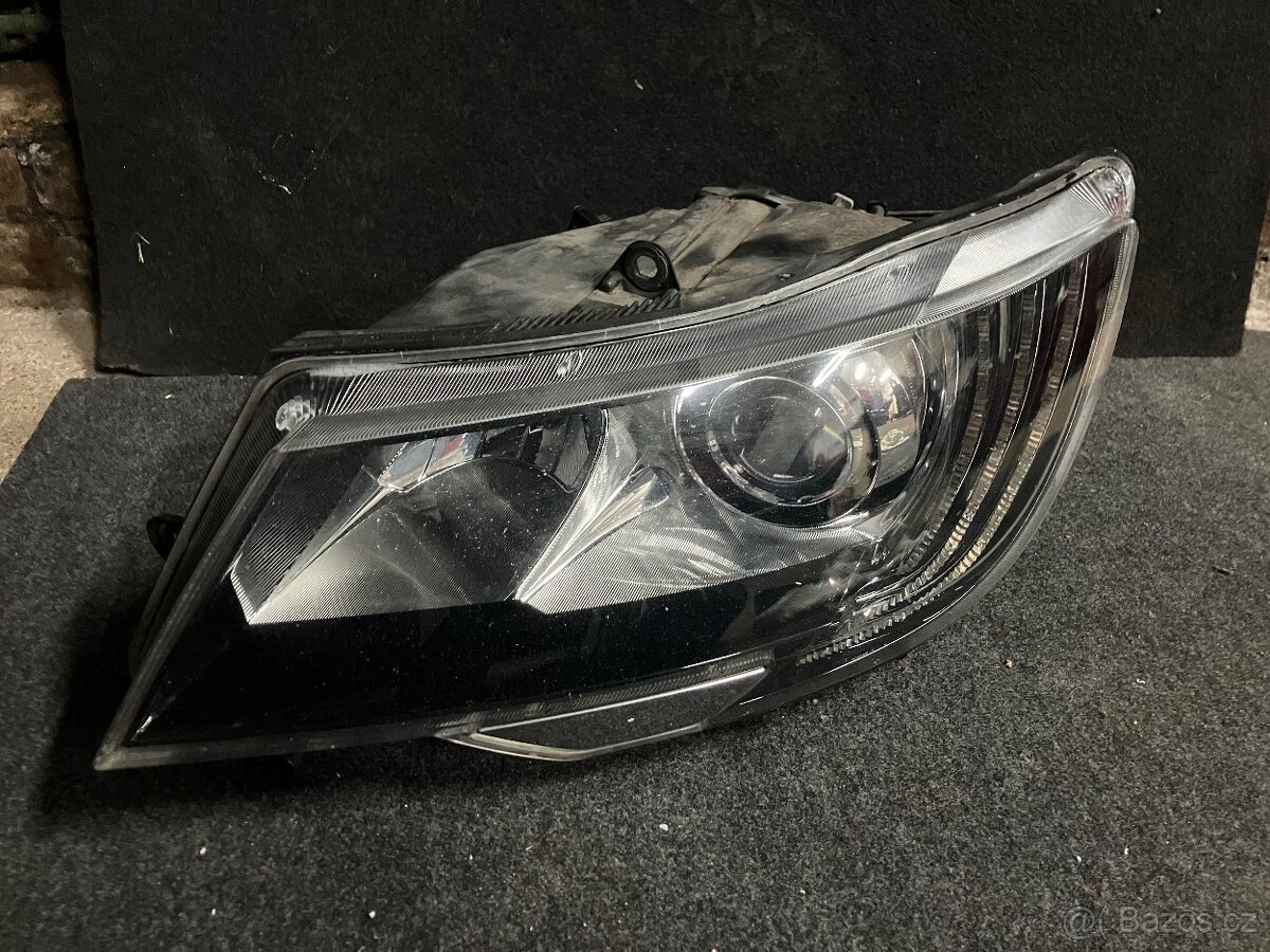 Škoda superb 2 přední světla xenony FACELIFT - 2