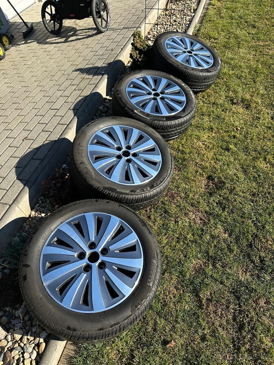 Prodej letní sady litých kol a pneu na Škodu Superb 3 - 2