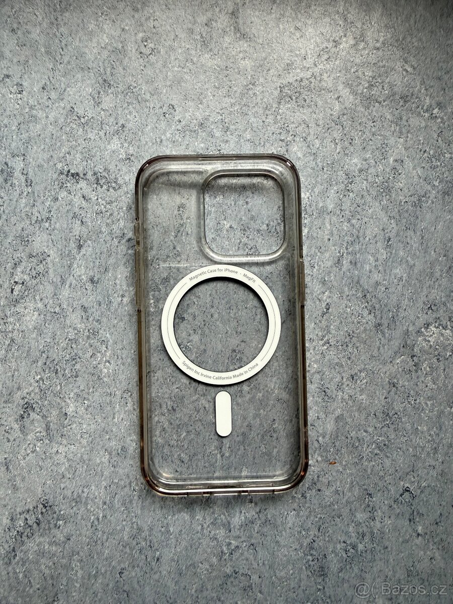 Kryt Spiegen transparent MagSafe pro iPhone 15 Pro - 2