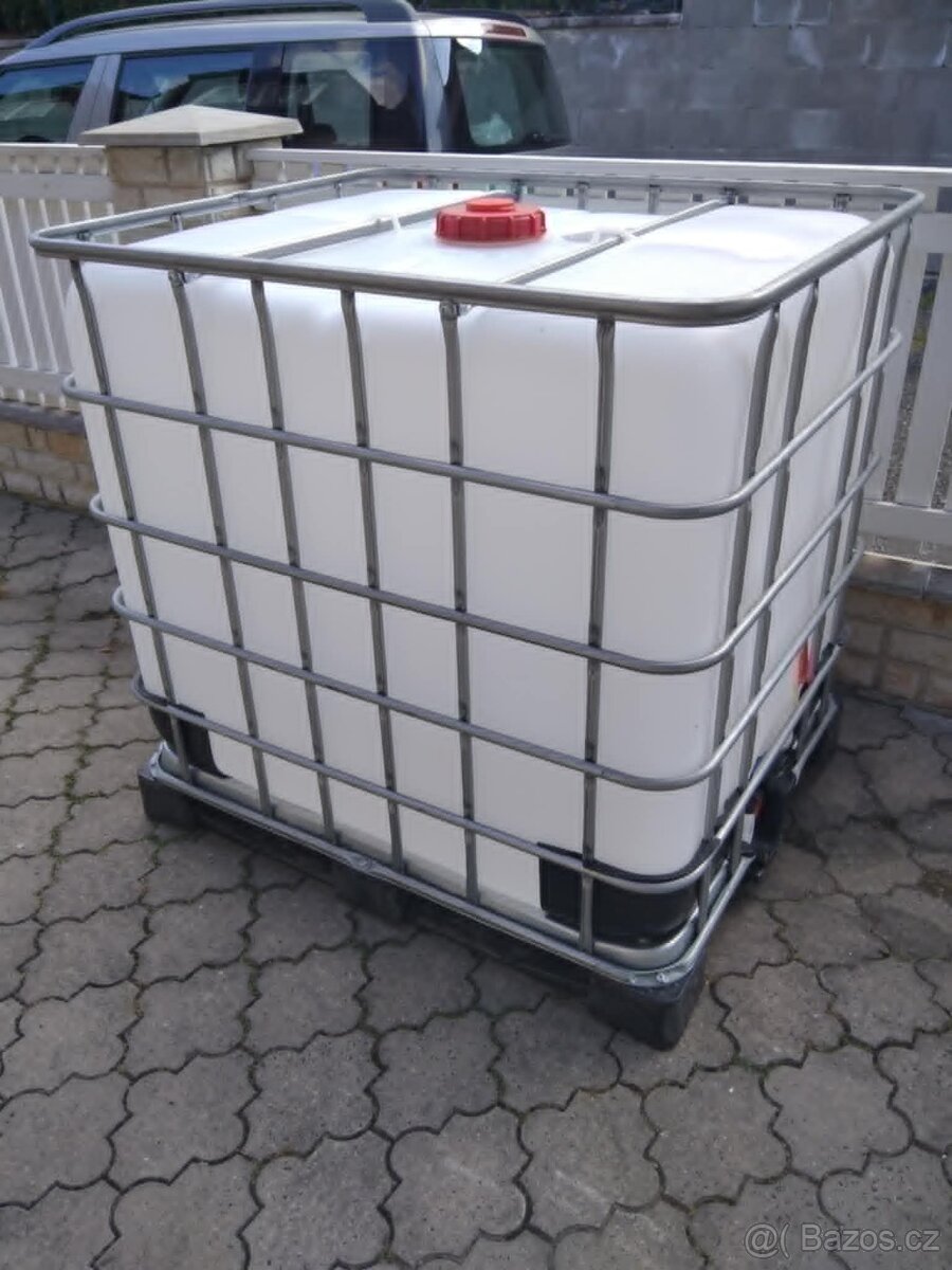 Prodám IBC kontejnery objem 1000 L čisté TOP STAV - 2