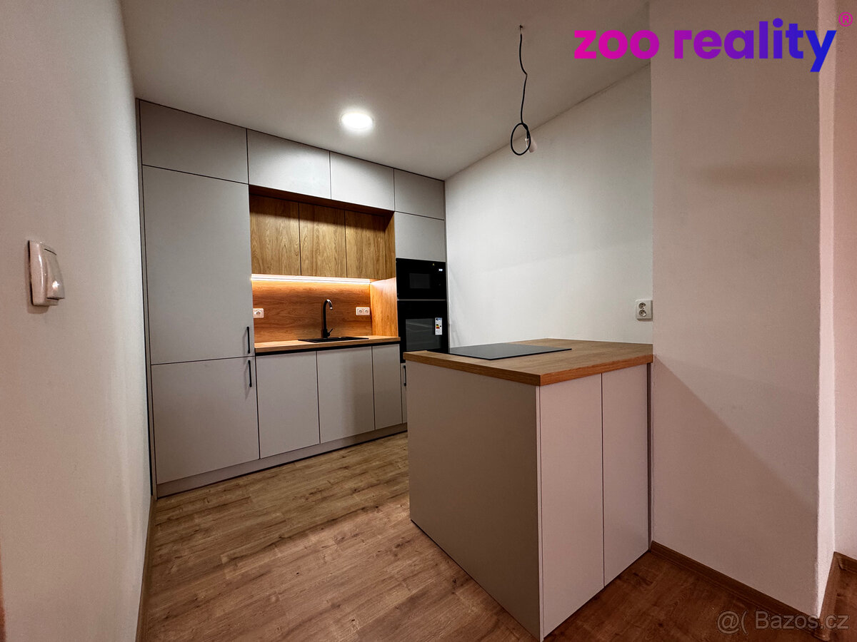 Pronájem, byt 2+kk, 61 m2, OV, Žatec, ul. Nám. 5 května - 2