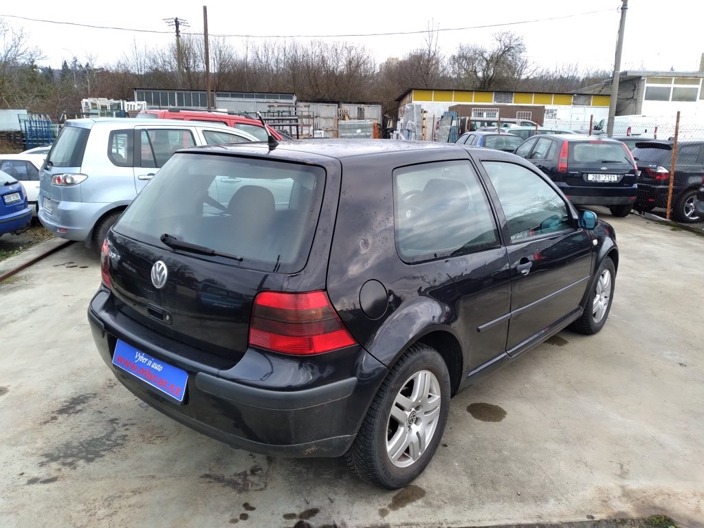 VOLKSWAGEN GOLF 1.4 SPECIAL KLIMA - 2