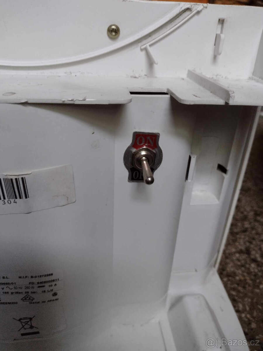 Kompresor z mobilní klimatizace - 2