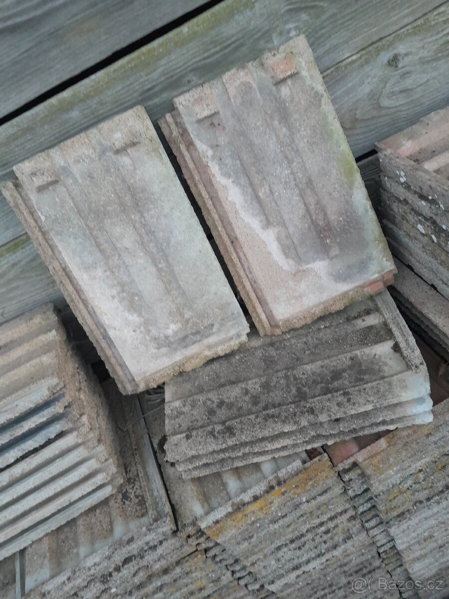 Prodám betonové střešní tašky - 2