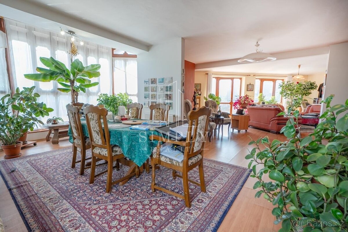 Prodej rodinného domu 4+1, 460m2, Černošice, Praha Západ - 2