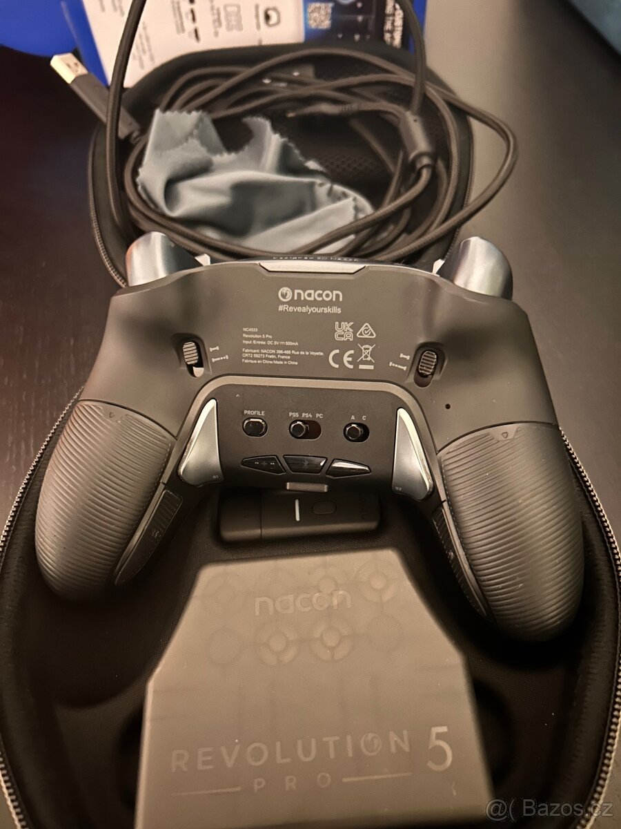 Nacon Revolution 5 Pro - 2