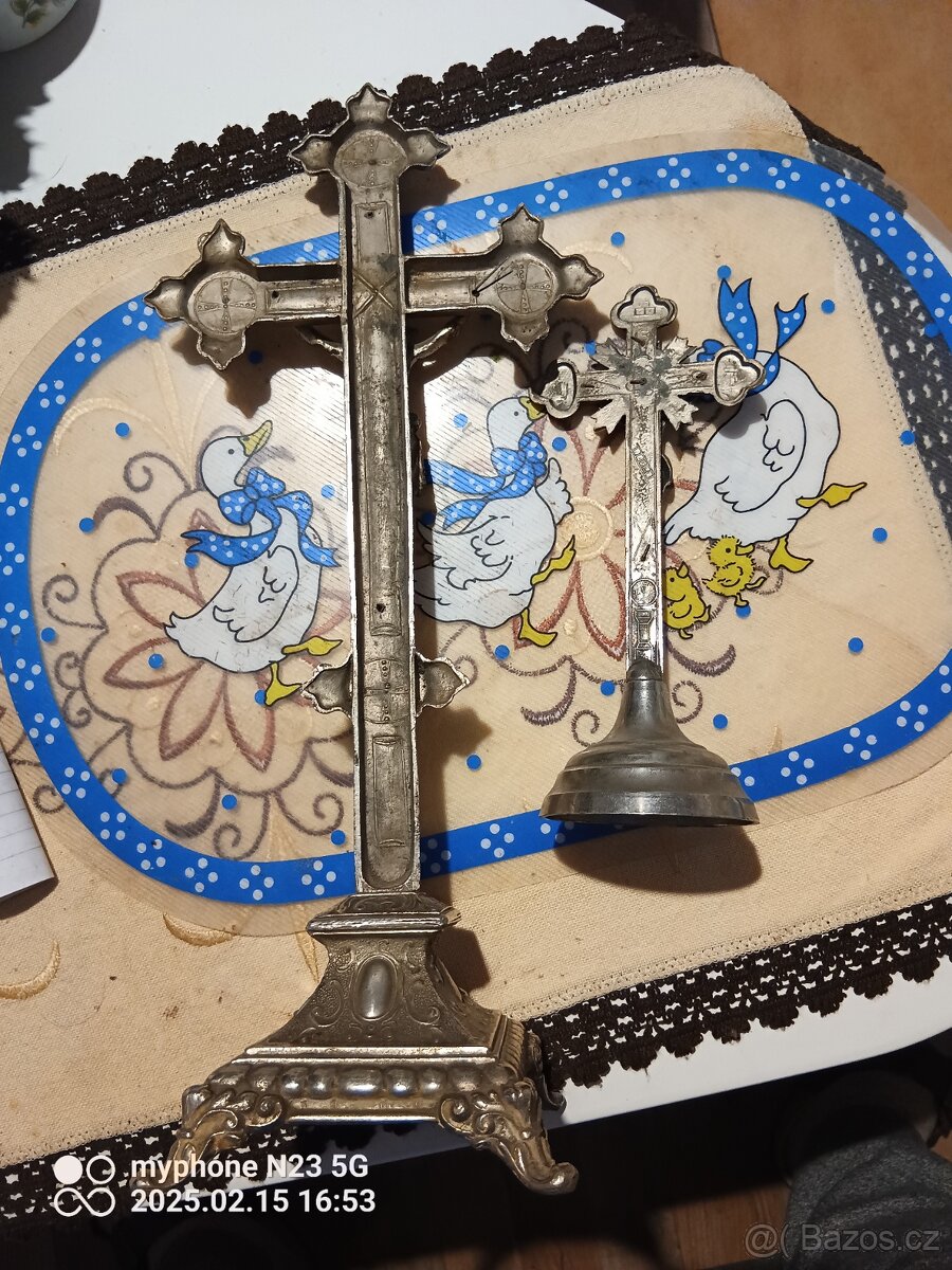 Krize krucixy,svícny poniklovane - 2