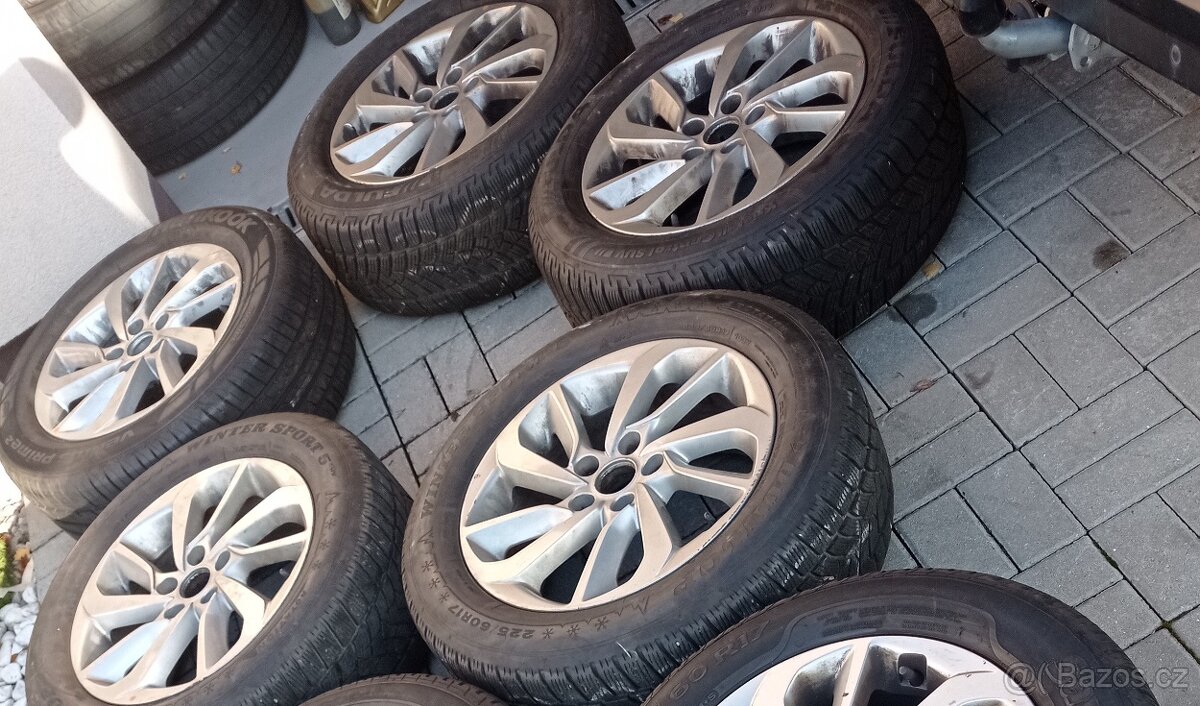 kompletní ZIMNI al kola 17" ORIGINAL HYUNDAI TUCSON - 2