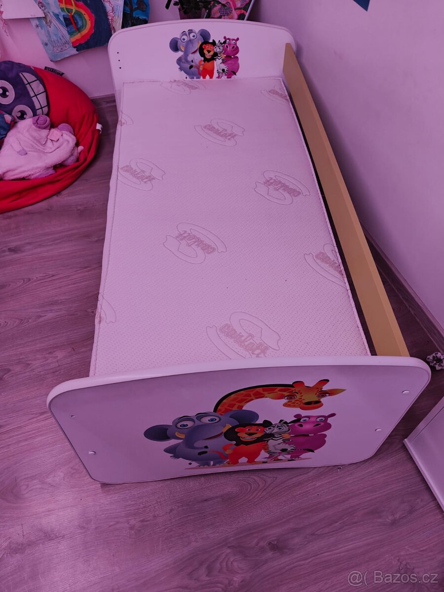 Dětská postel se zábranou - 2