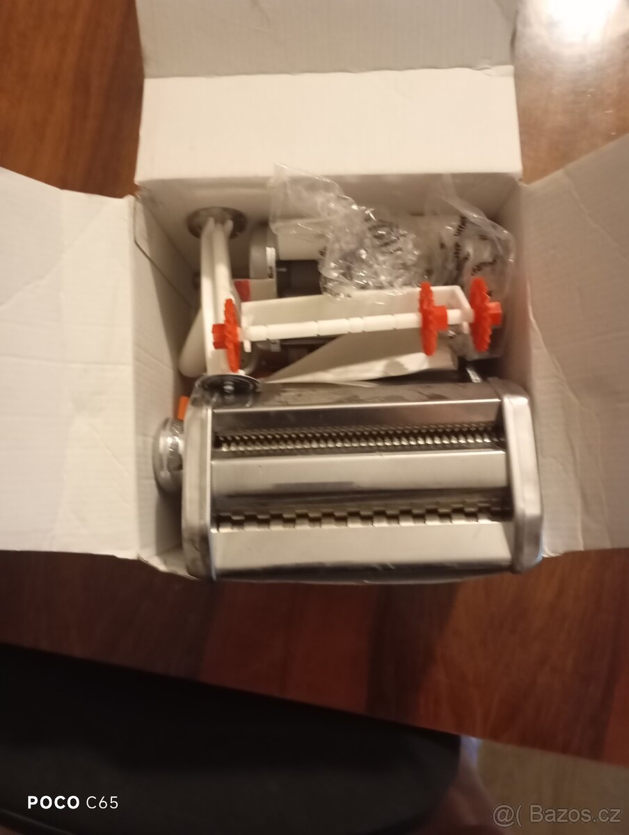 Strojek na těstoviny - 2