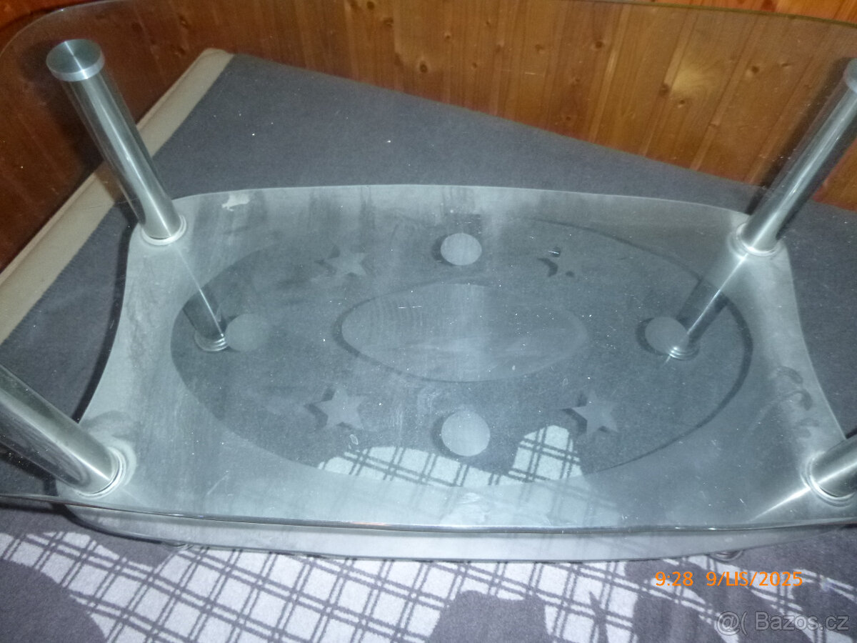 Prodám skleněný stolek - 2