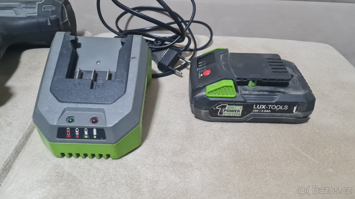 Aku Rázový utahovák a aku vrtačka - 2