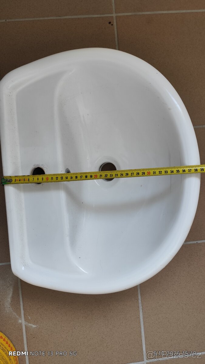 Prodam male umyvadlo - 2