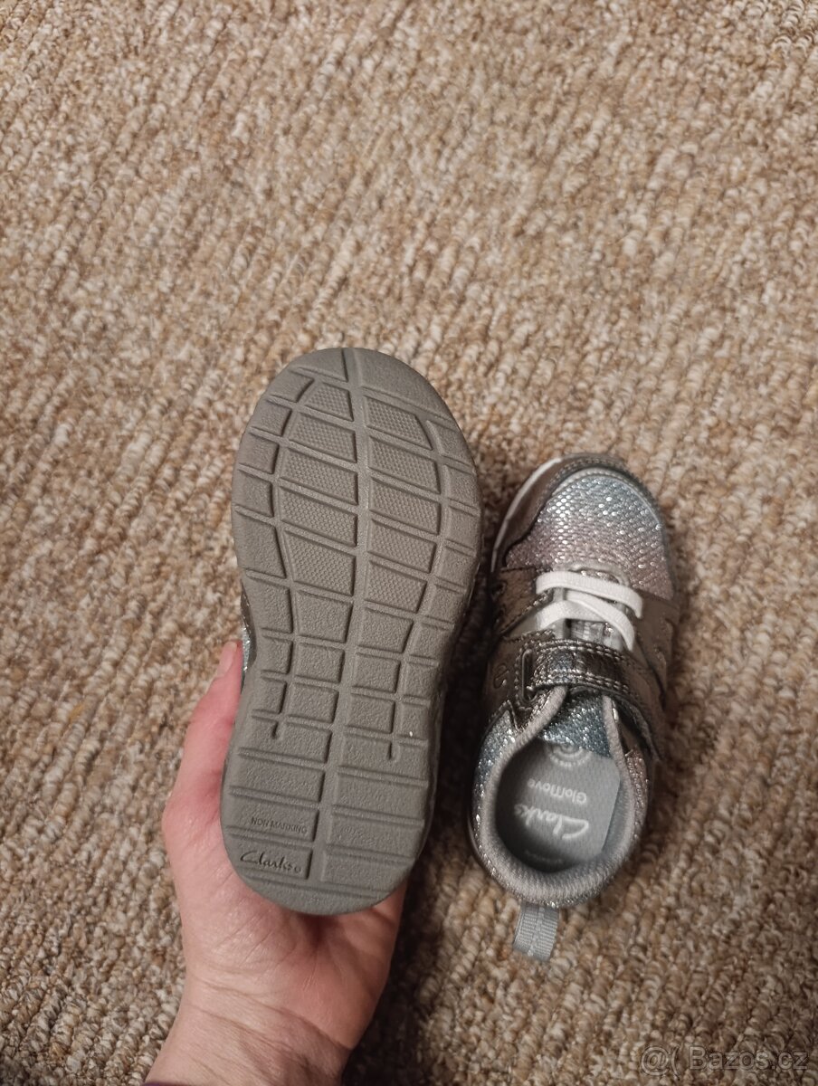 Clarks boty nové 22 - 2