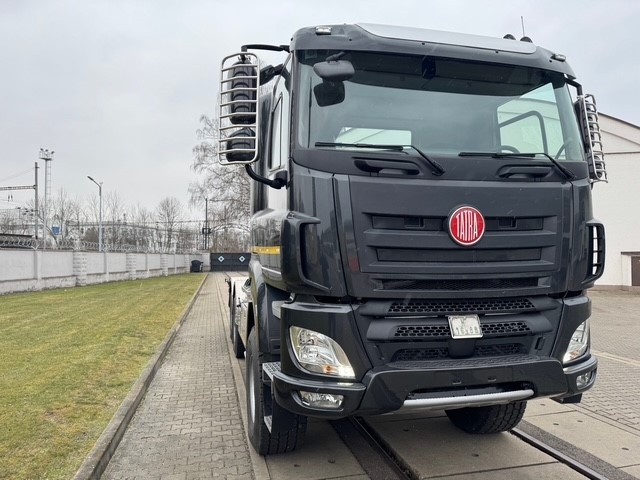 TATRA PHOENIX 6x6 - Hákový nakladač CTS - 2