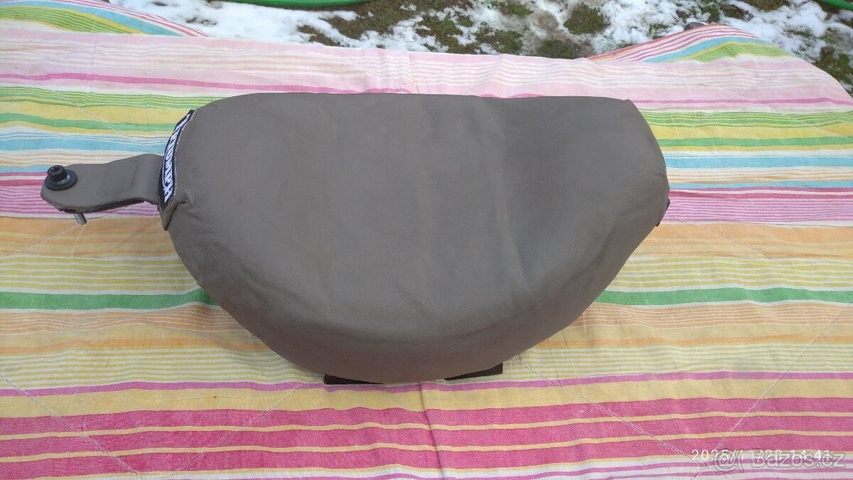 Sedlo na Triumph Speedmaster "Bobber" - 2