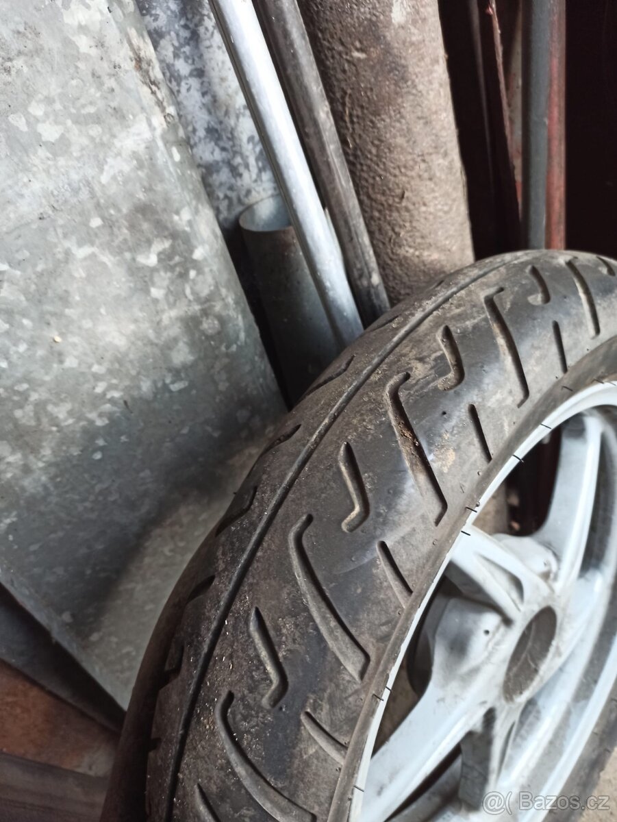 Prodám pneu - 2