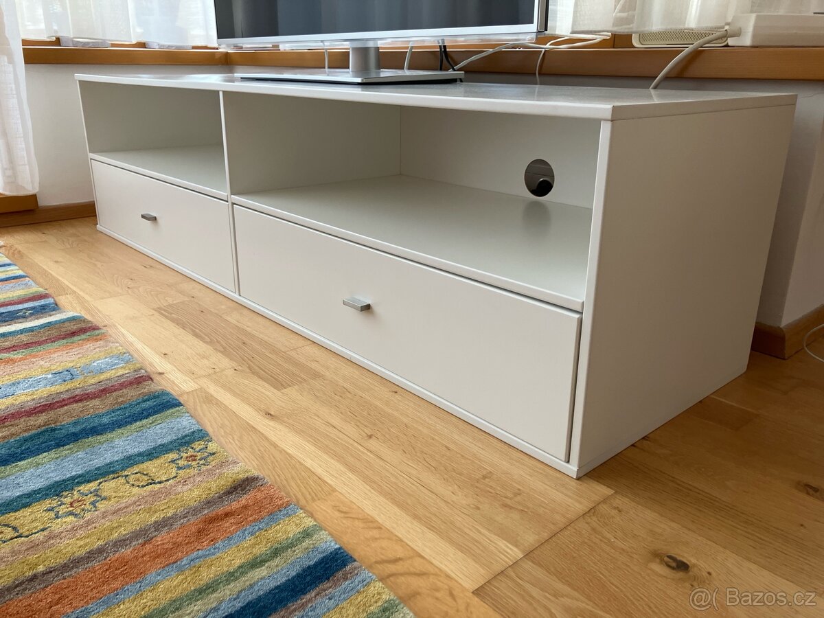 TV komoda zn. Jitona - 2