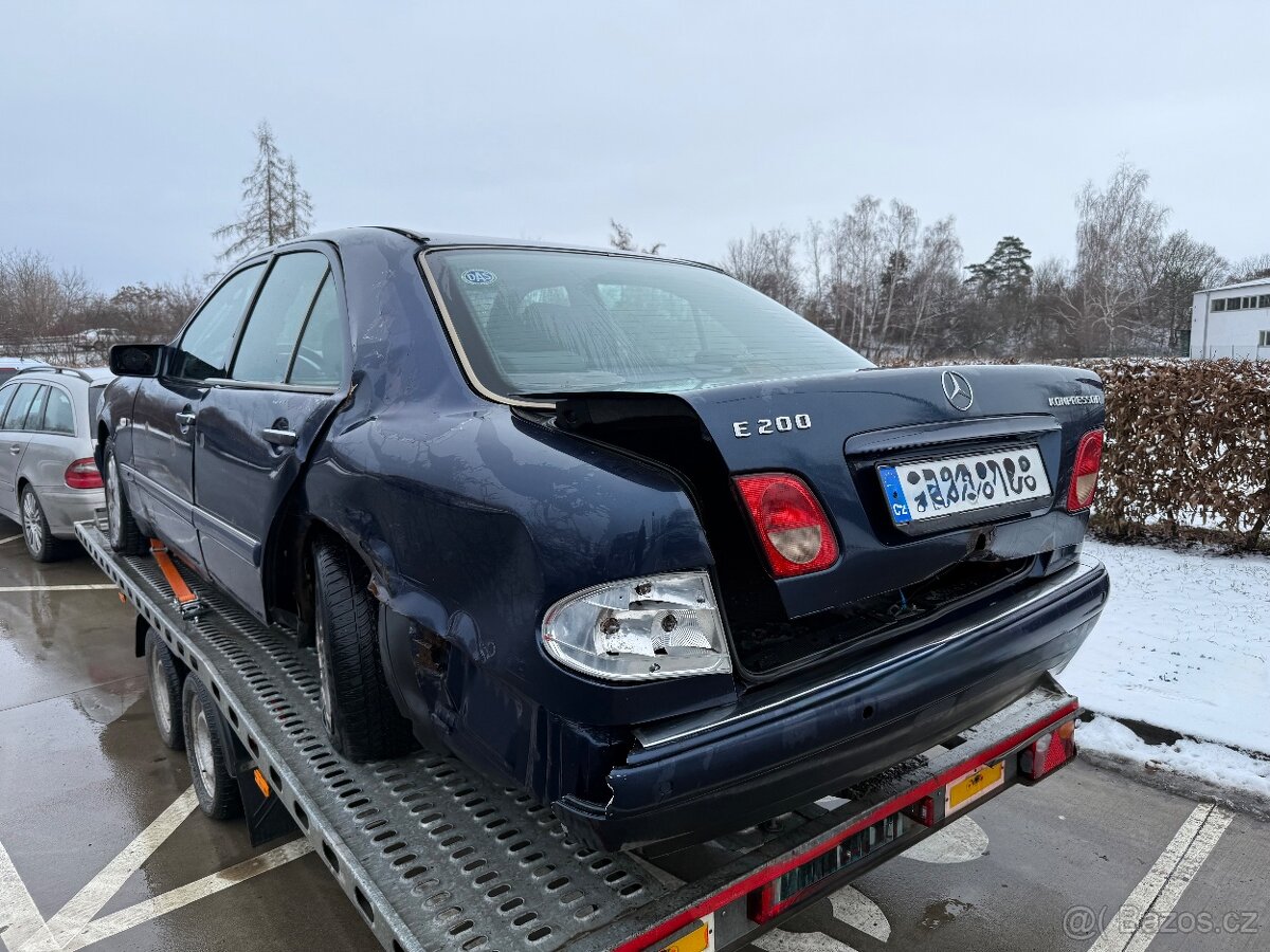 Náhradní díly - Mercedes-Benz E200 Kompresor - 2