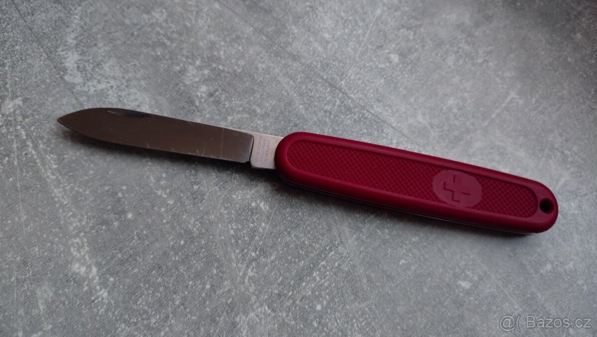 Victorinox Solo 108 - 2