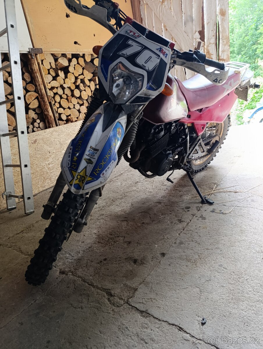 Prodám HONDA XL 350R 1985