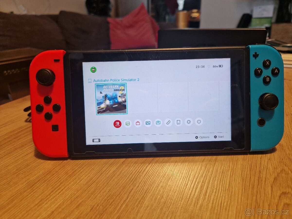 Nintendo Switch V2, plně funkční, stav C - 2