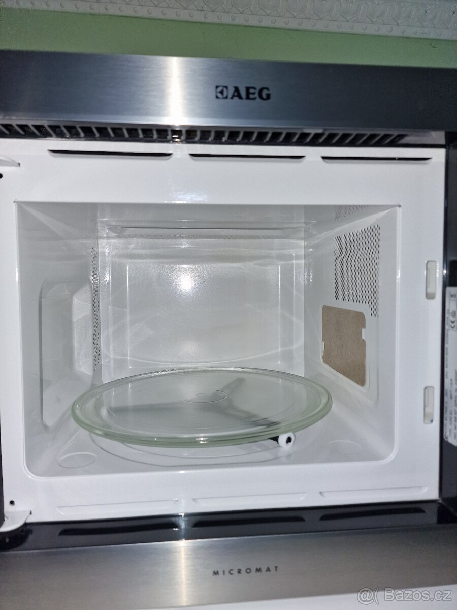 Vestavěná mikrovlnná trouba AEG - 2