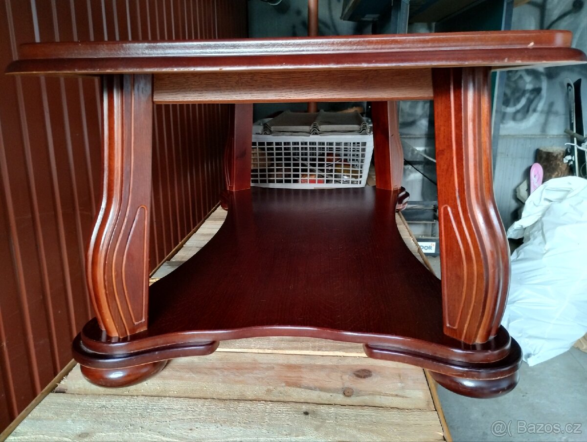 Dřevěný konferenční stolek / masiv / pravé dřevo - 2