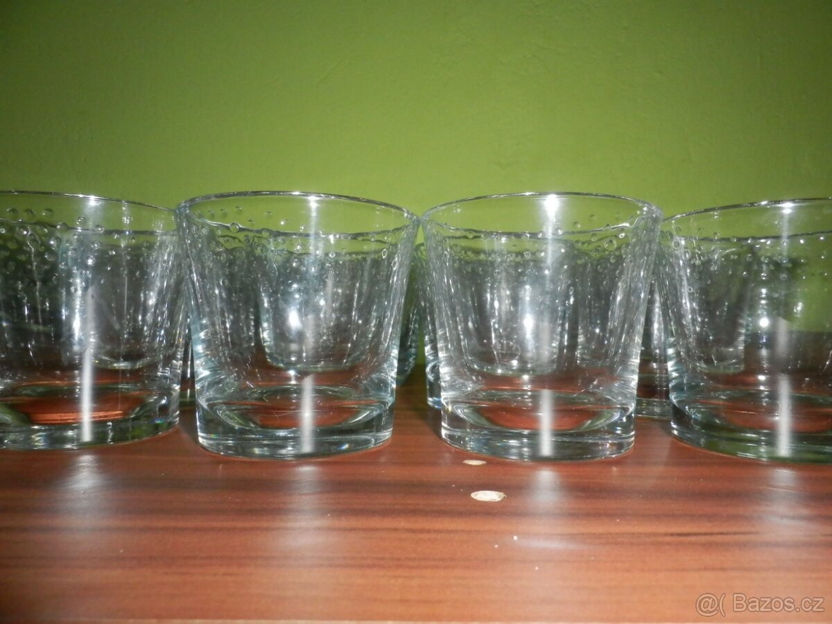 Skleničky kónické s plastickými tečkami-16ks - 2