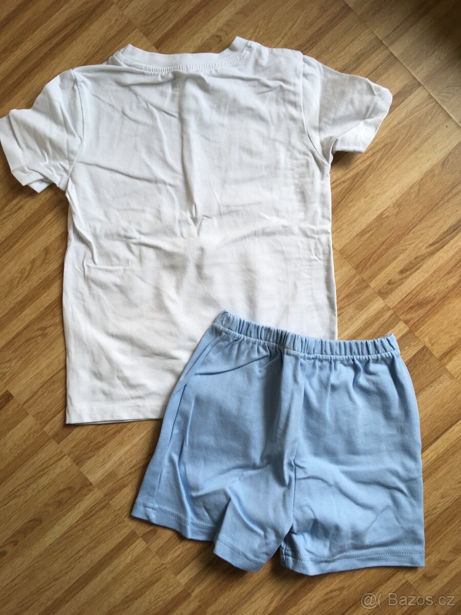 Dětské pyžamo 110 svítící ve tmě - 2