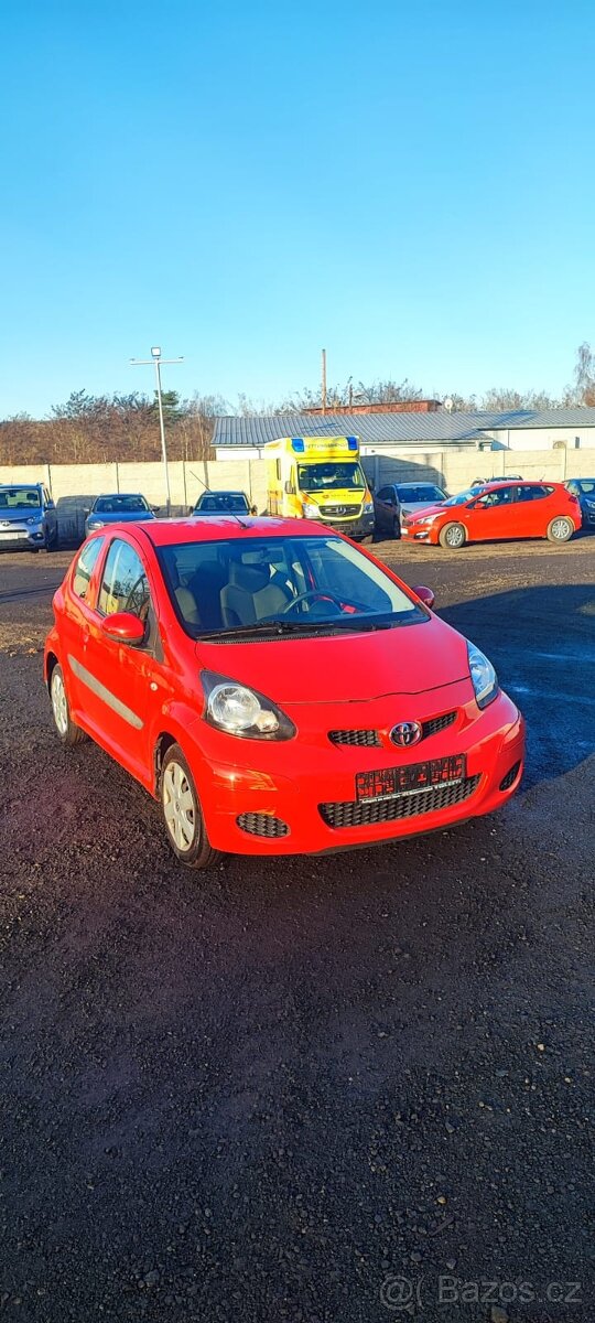 Toyota Aygo 1.0 - 2