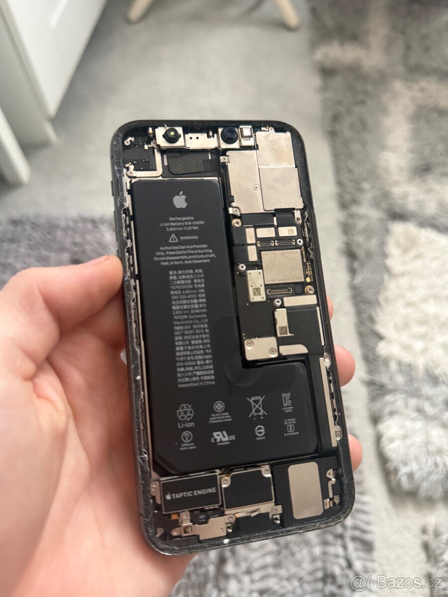 iPhone 11 Pro na dily - 2
