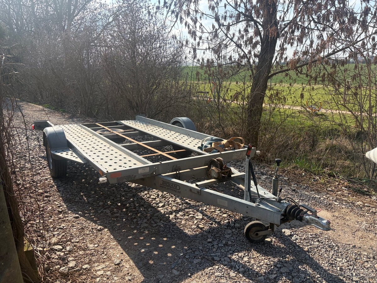 Přepravník 1500kg - 2