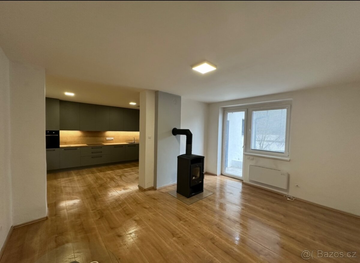 Pronájem rodinného domu - 2