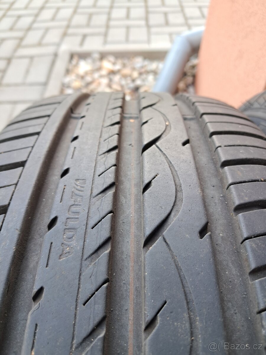 205/60 R15 na discích 4x108 - 2