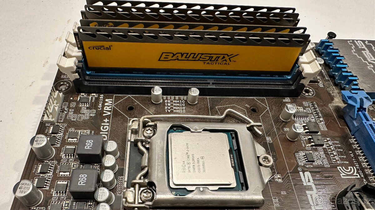 ASUS P8Z77-V LE + DDR3 RAM + CPU - 2