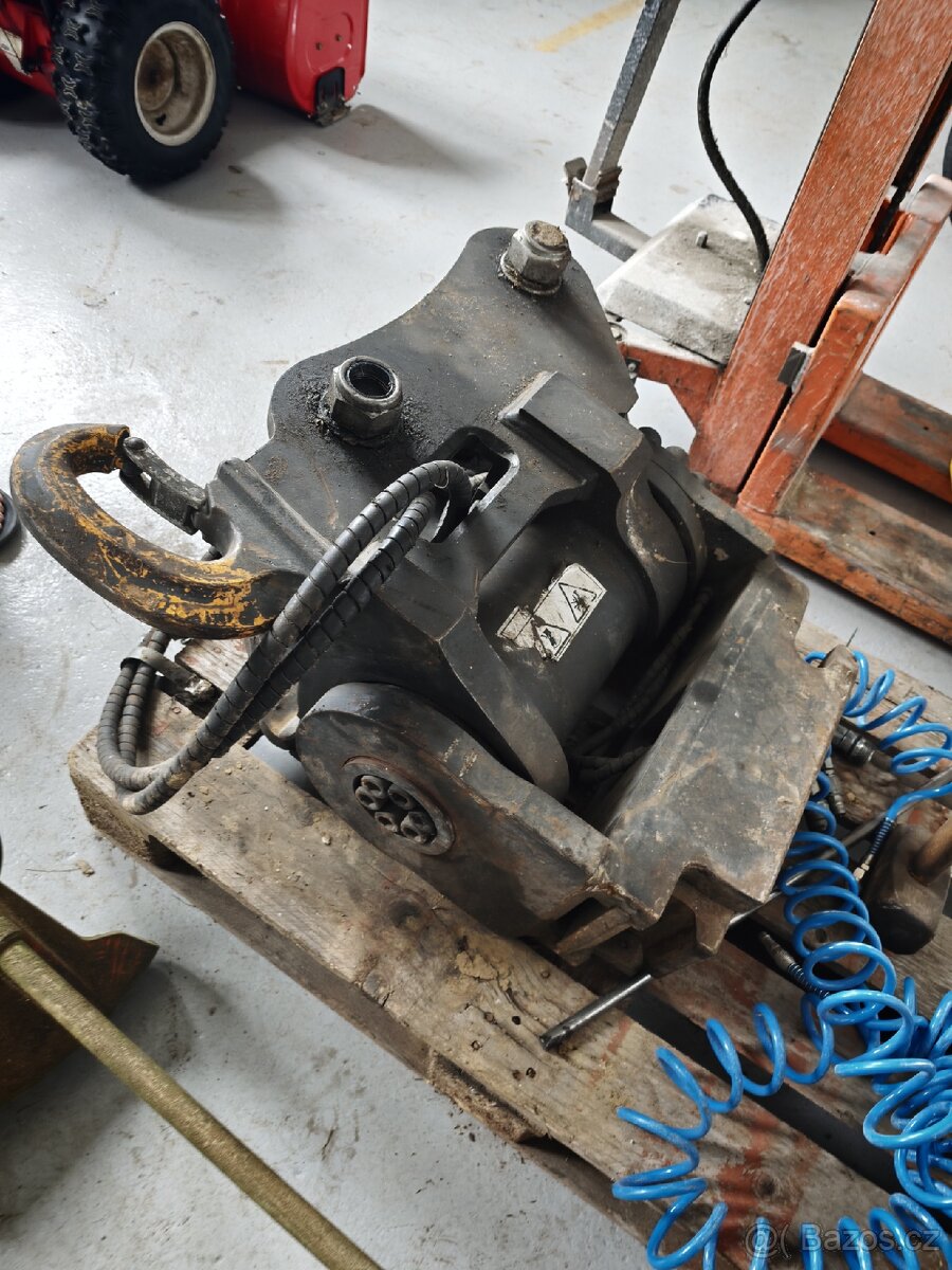 Prodám 2x Powertilt - 2