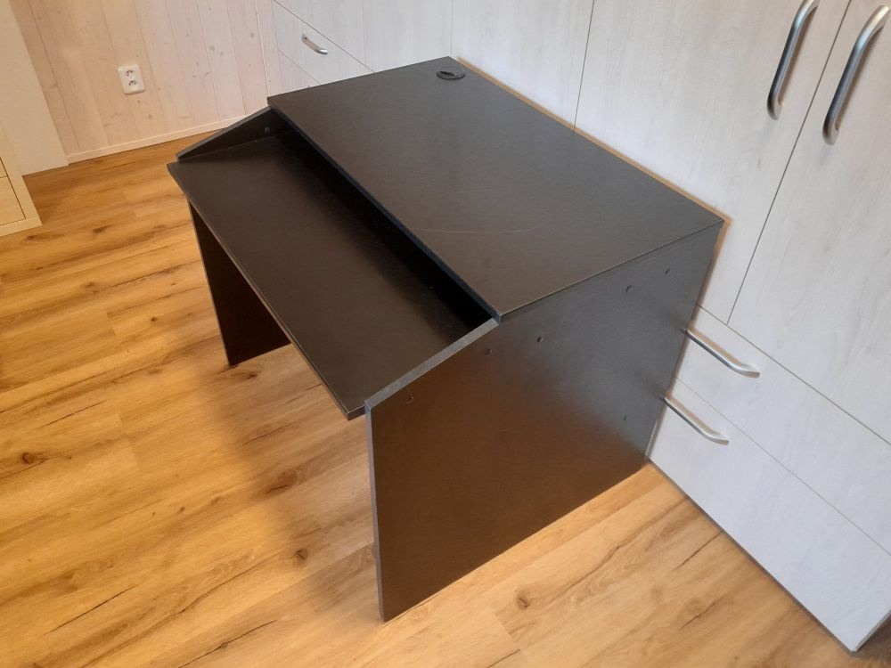 Stůl, PC stůl - 2