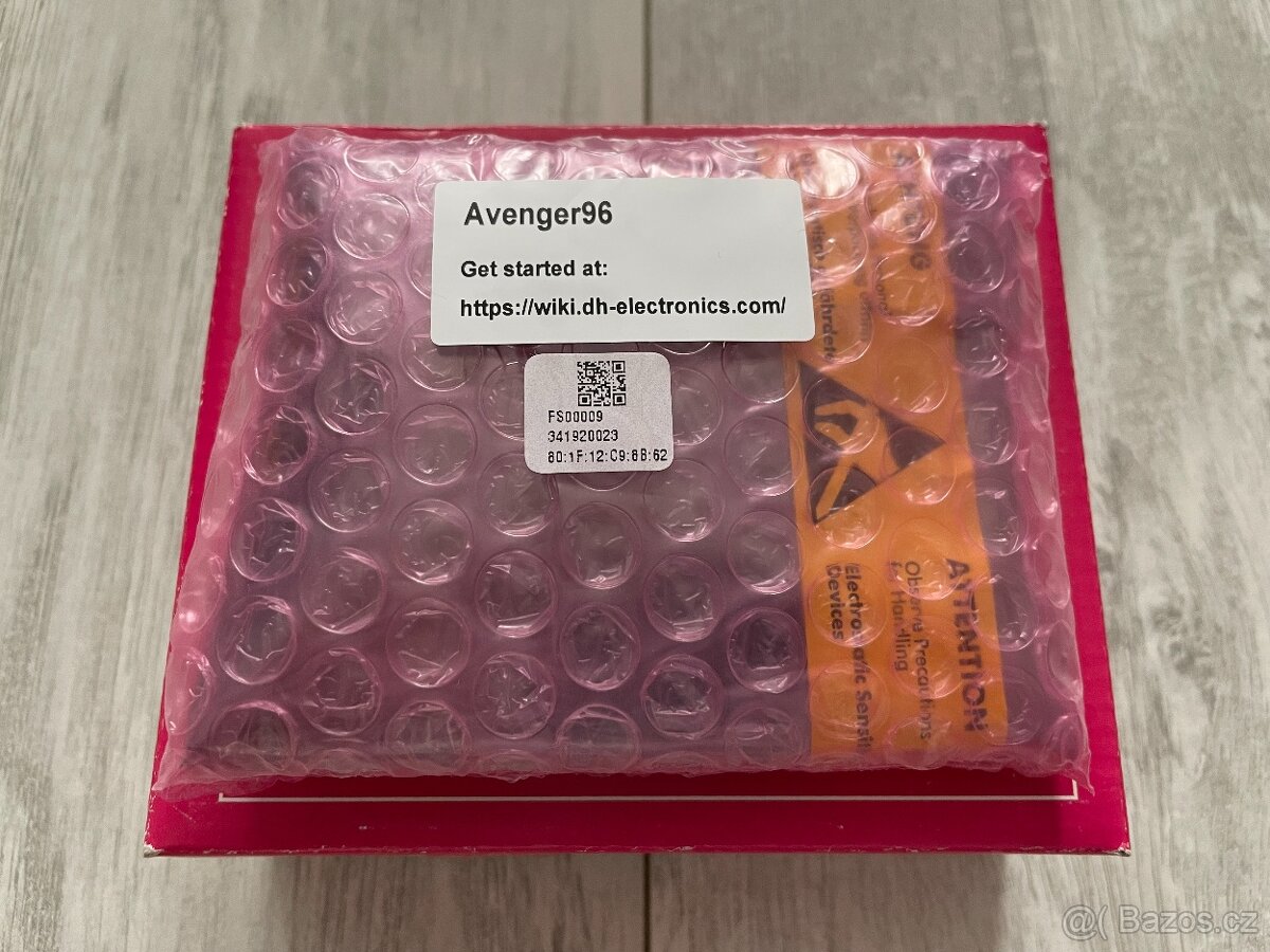 Vývojová deska AVENGER96 - 2