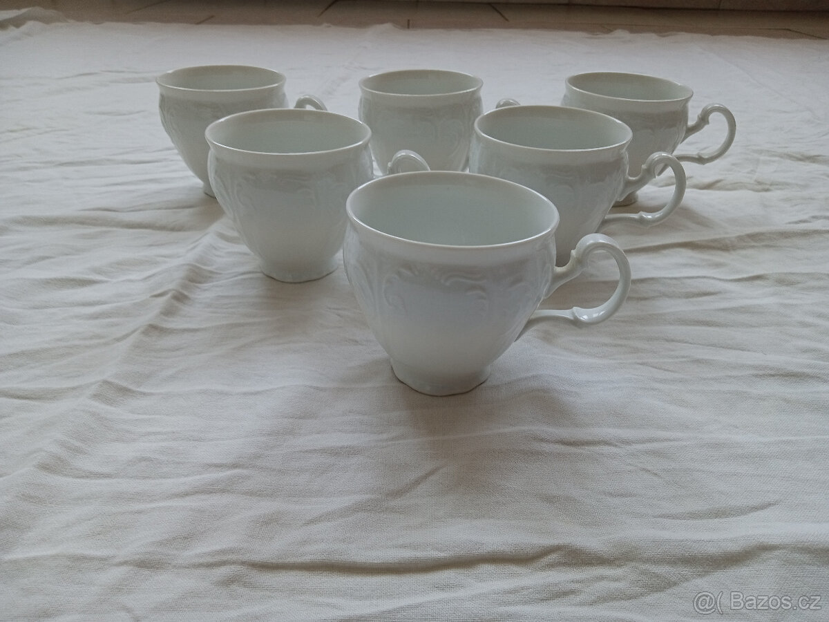 Hrnečky bílé. - 2