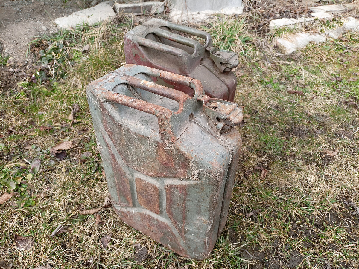 Kanystr AČR 20l plechový 2ks - 2