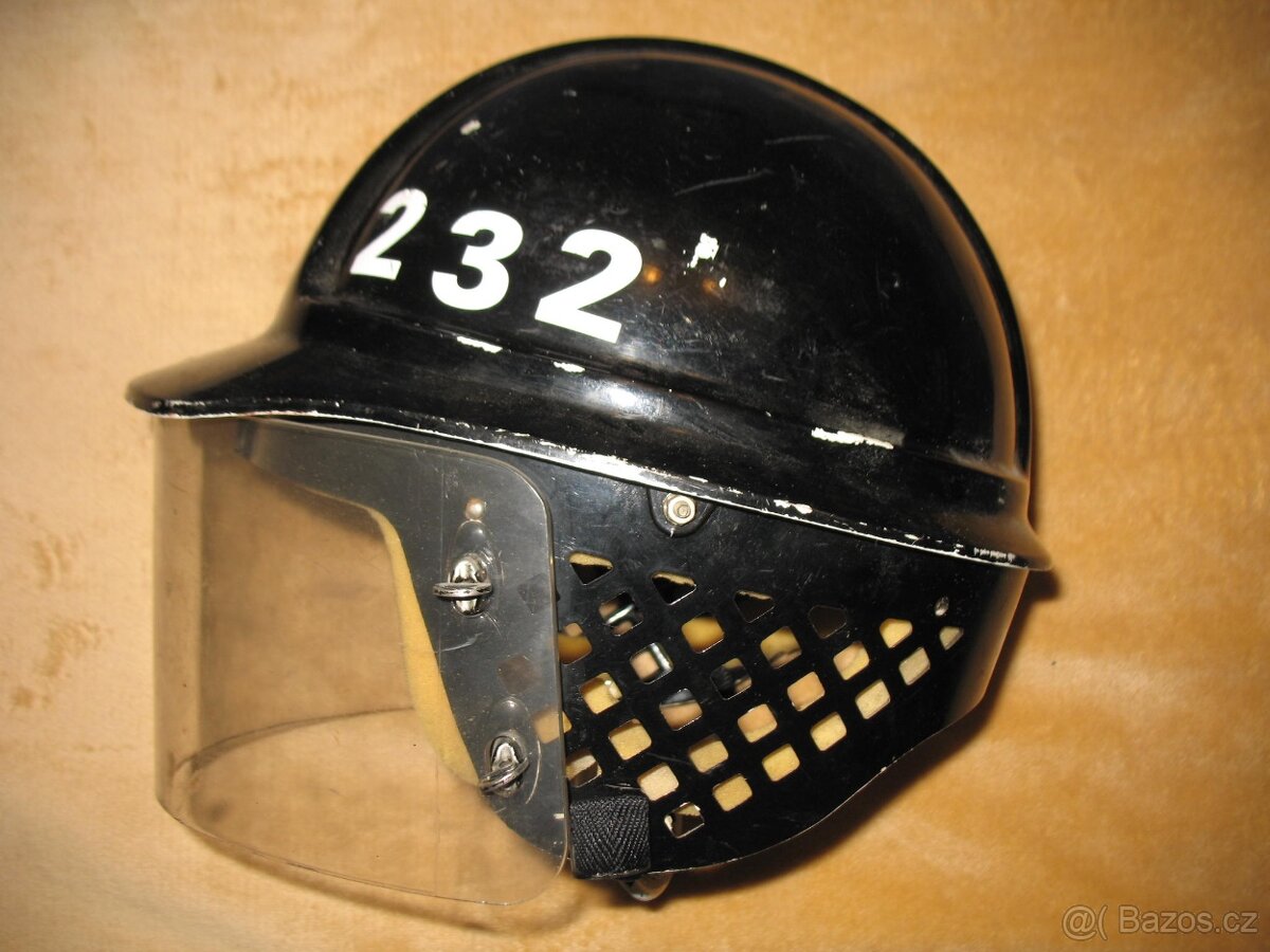 Přilba, helma VB, SNB, Policie, PČR - 2