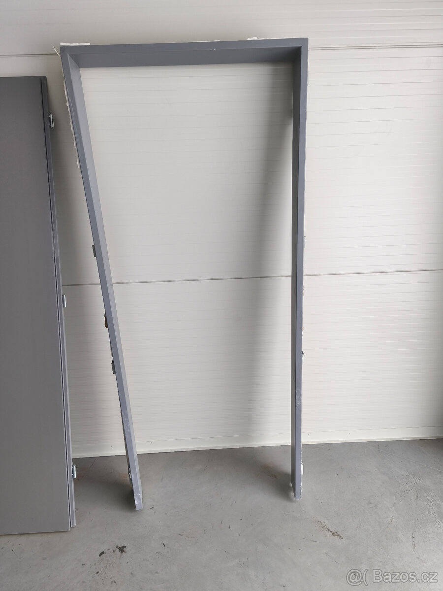 Protipožární dveře a zárubně 90 levé, nové - 2