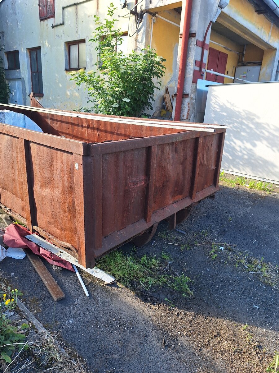 Kontejnery na Tatra 815 - 2