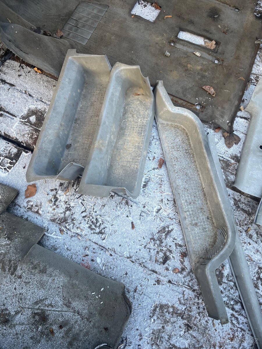 VW T4 Caravella Díly - 2