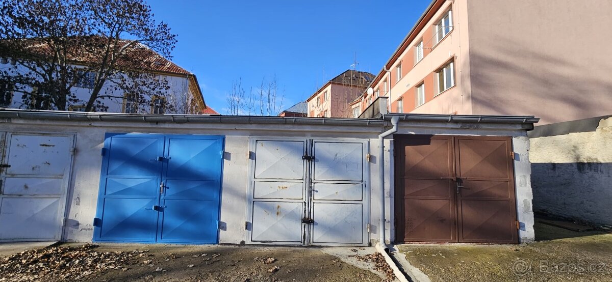 Pronajmu GARÁŽ - 2