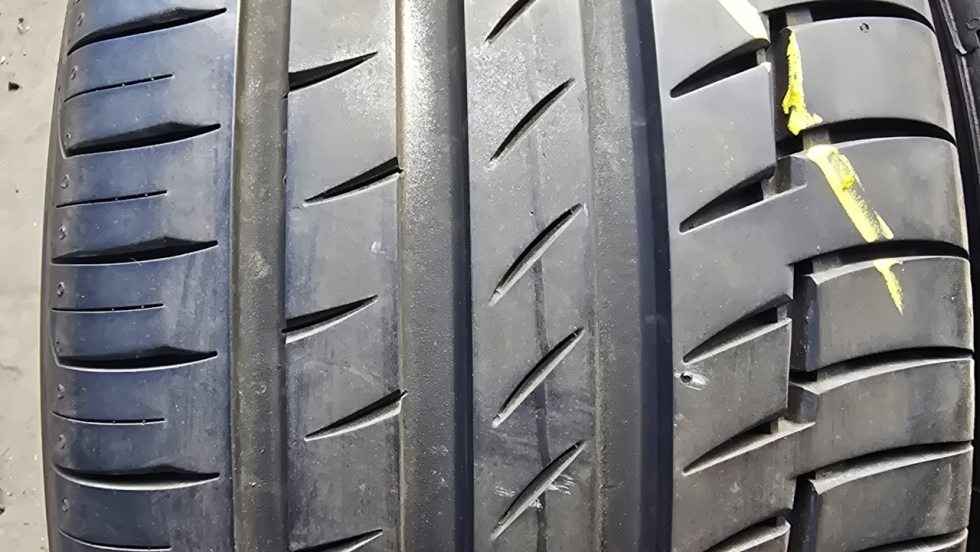 Letní pneu 245/45/19 Continental - 2